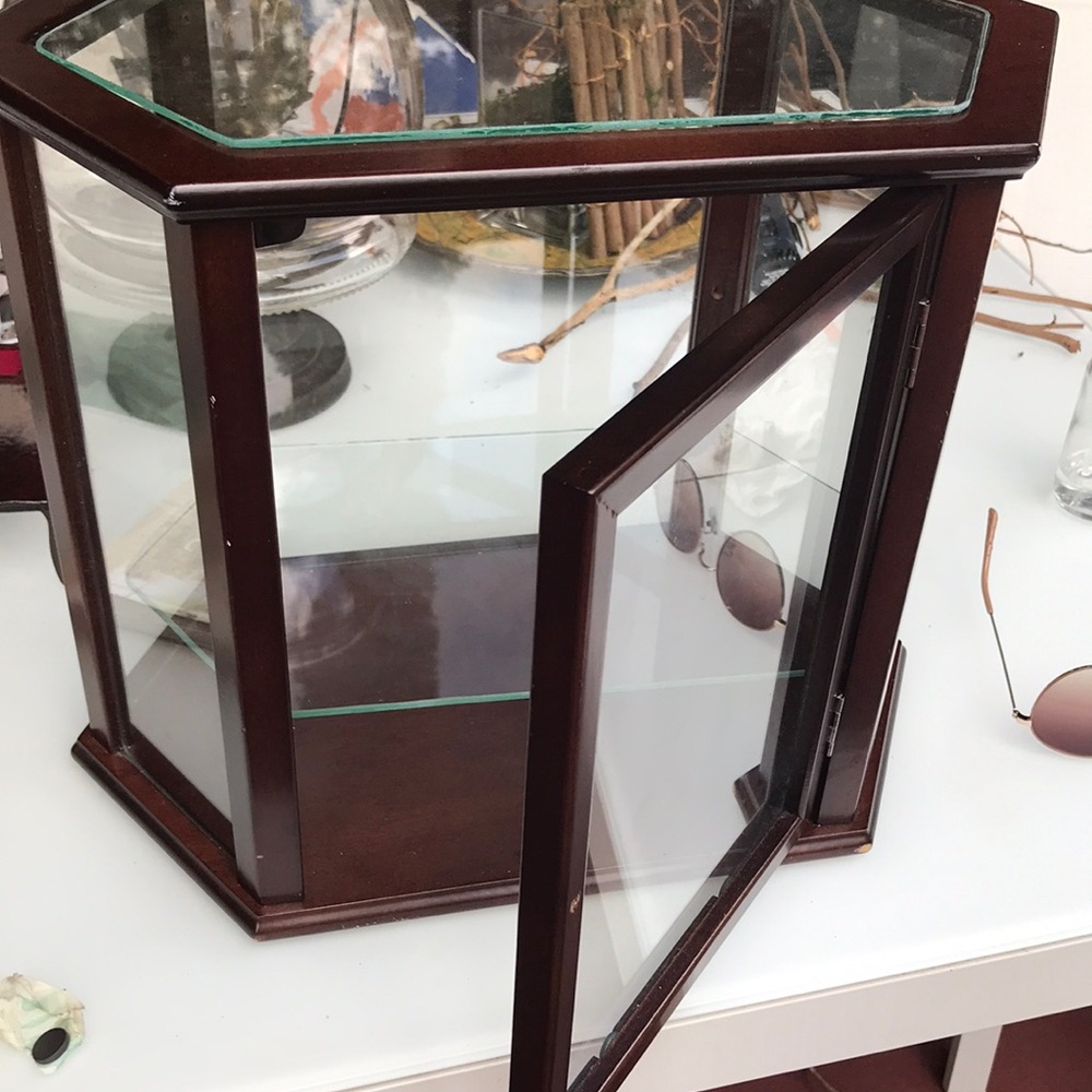 Elegant Brown Display Cabinet Bombay - Picture 10 of 14